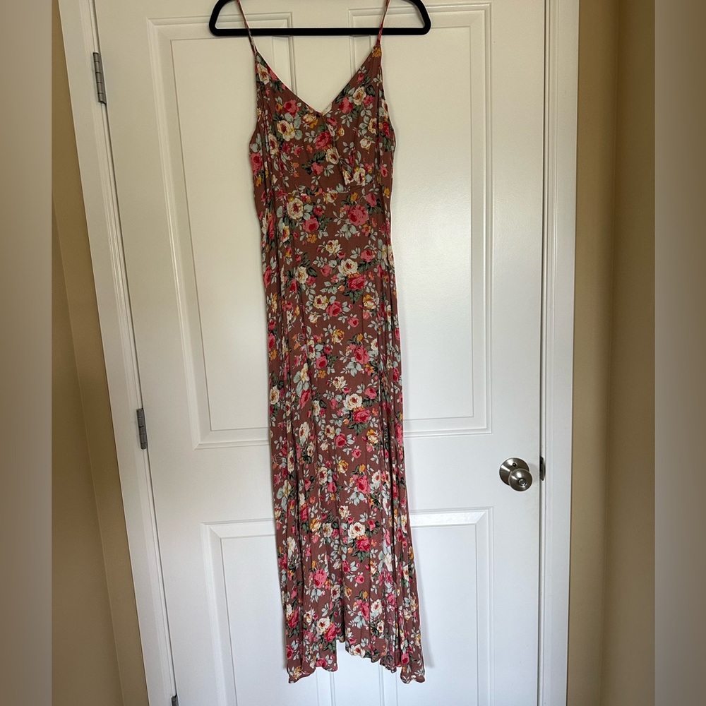 Lulu’s maxi floral dress